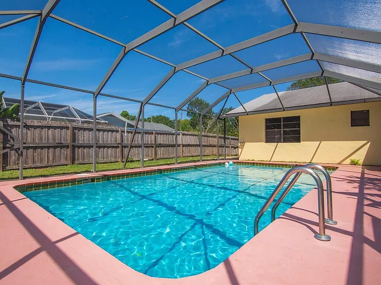 6113 Yucca Dr — Photo 24