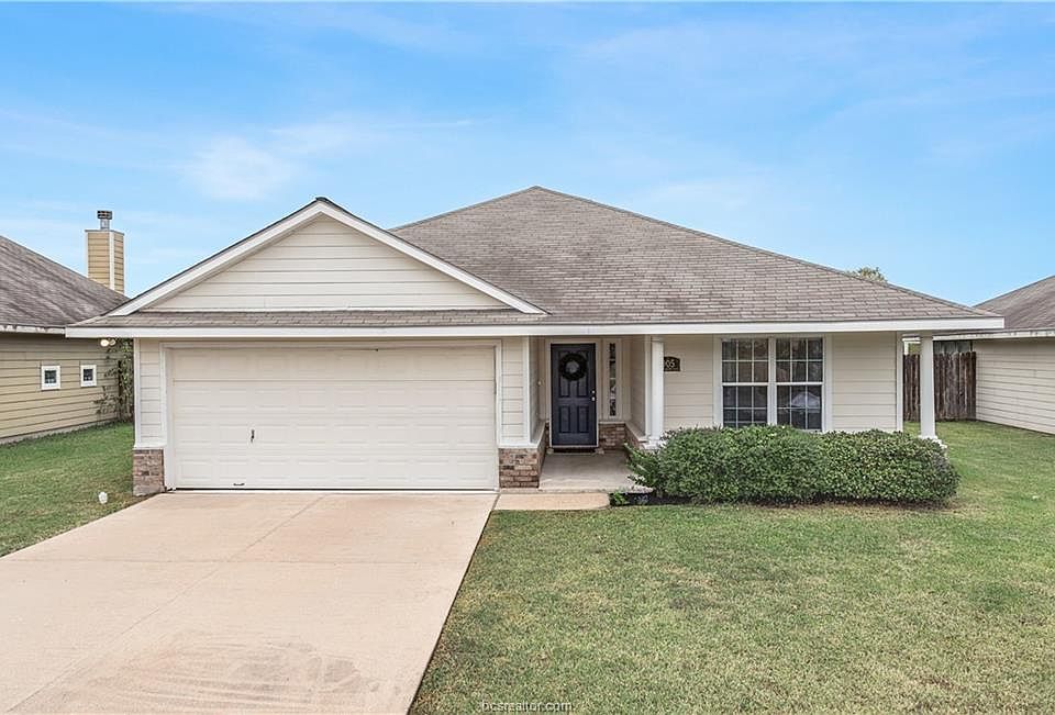 1st image of 905 Windmeadows Dr