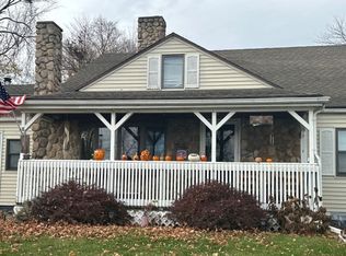333 River Rd, Agawam, MA 01001