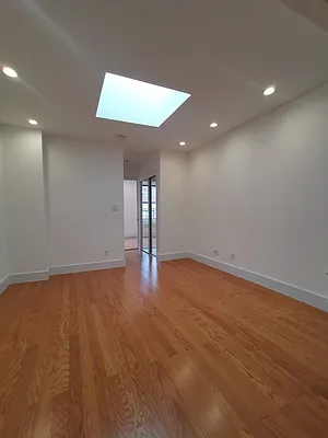 Rented by Homefront Management E29, Inc. | media 16