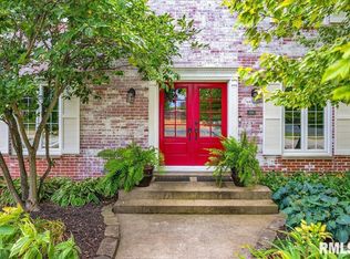 392 E Forestwood St, Morton, IL