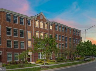 3010 Rittenhouse Cir UNIT 30, Fairfax, VA 22031
