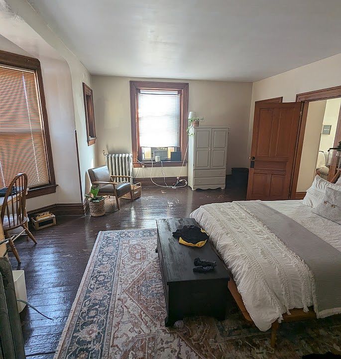 Spacious bedroom
