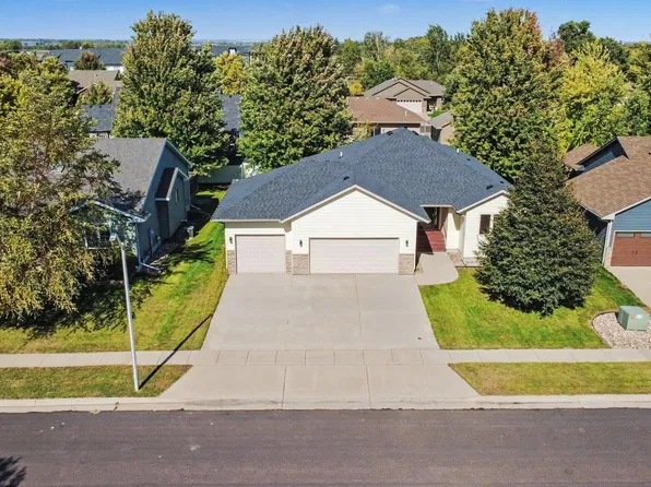 4112 W 89th St, Sioux Falls, SD 57108