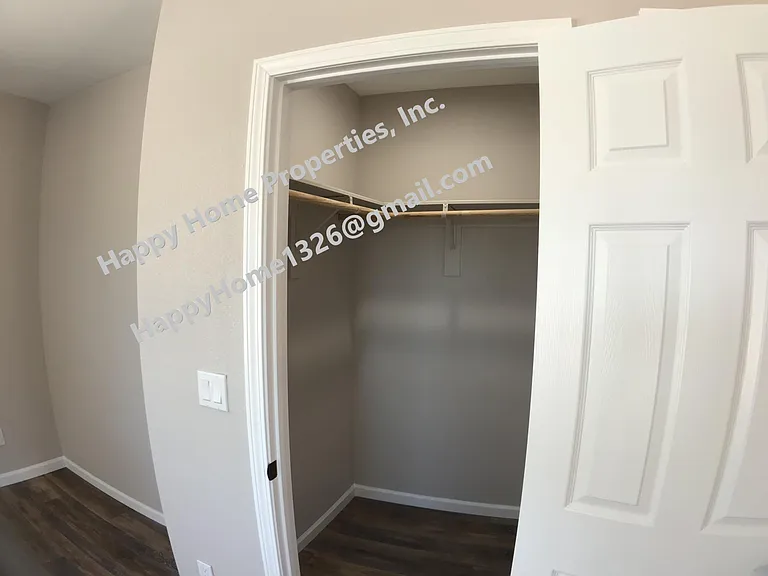 3708 Zion Pl #B — Photo 3