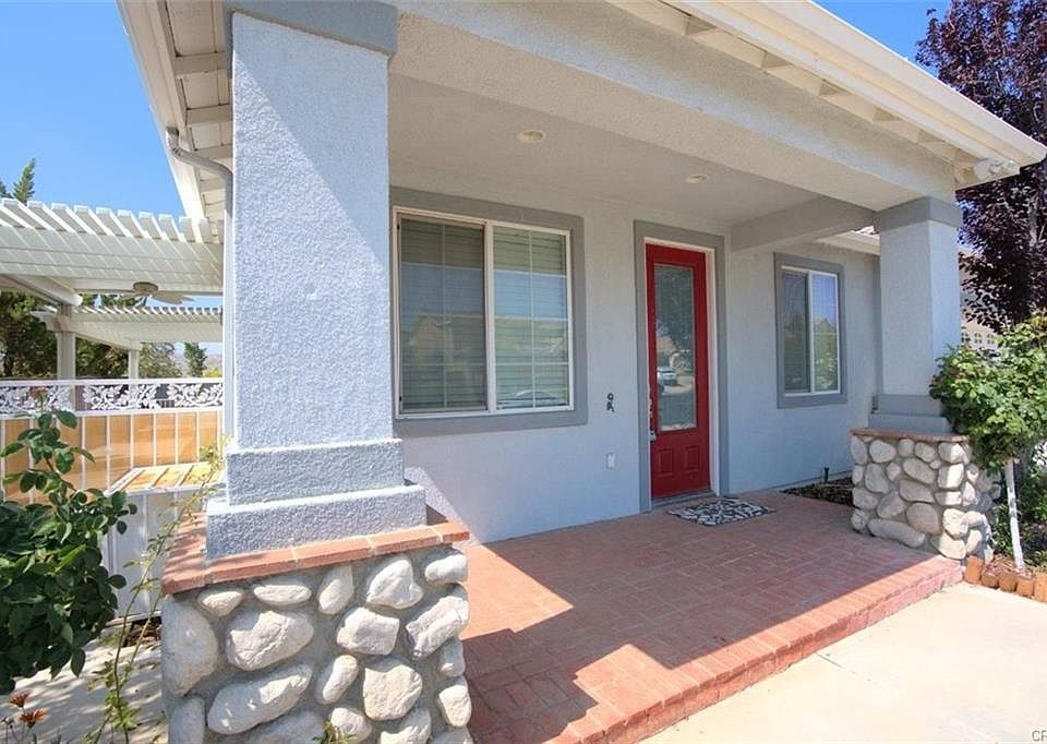1st image of 1246 Oakhurst Ct