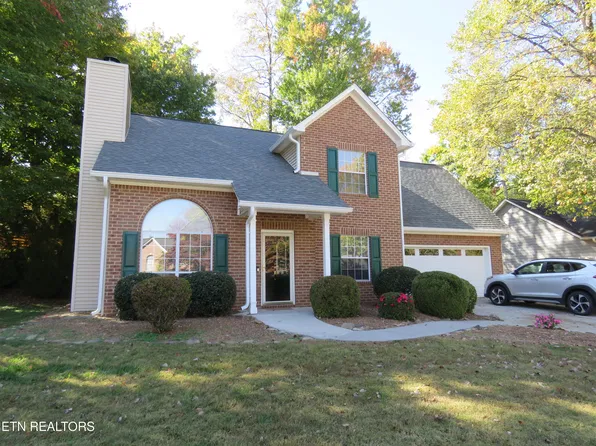 1725 Summer Spring Blvd, Knoxville, TN 37931
