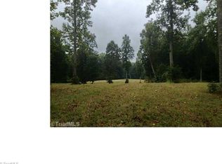 6401 Gumwood Rd, Oak Ridge, NC 27310