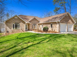 435 Cleveland Ferry Rd, Fair Play, SC 29643