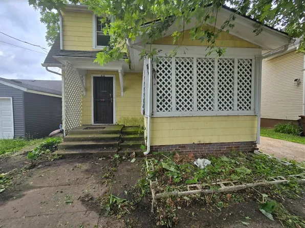 841 Hovey Ave, Rockford, IL 61103