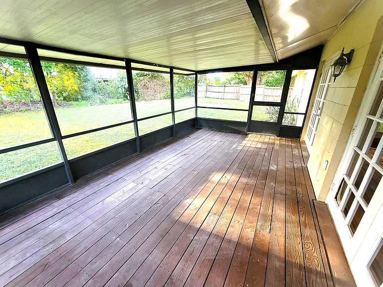 622 Green Meadow Ave — Photo 21