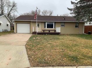 13 Stony Way, Mason City, IA 50401