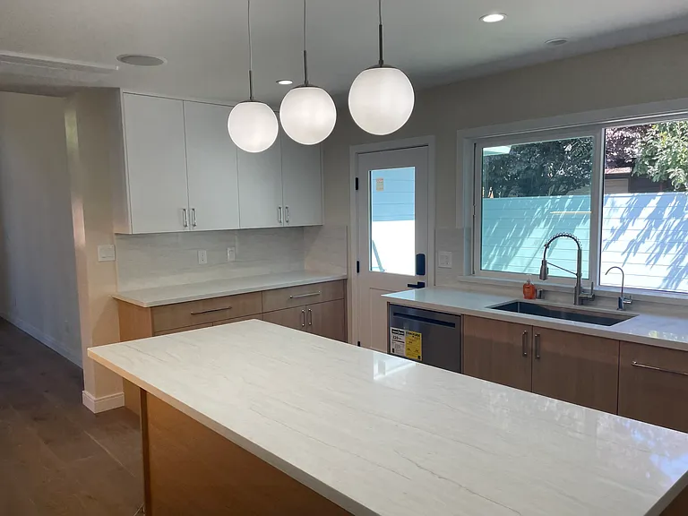 3530 Middlefield Rd — Photo 5