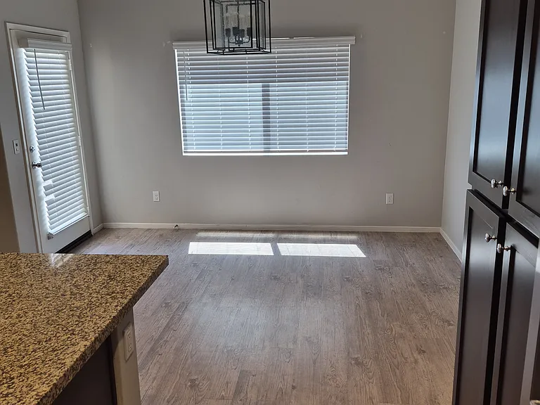 24292 Bay Laurel Ave — Photo 38