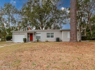 1868 Stanford Rd N, Jacksonville, FL 32207