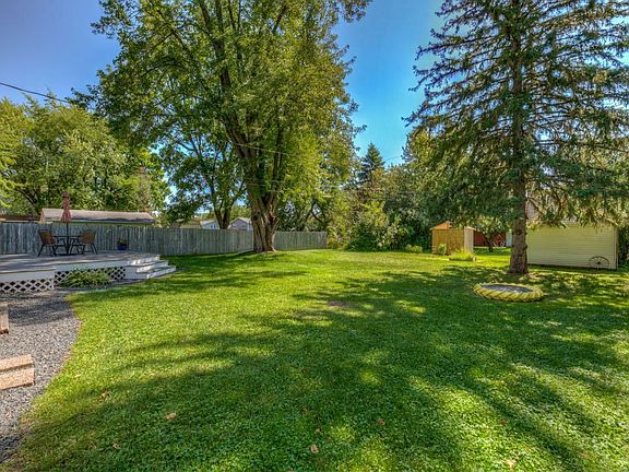 4th image of 541 14th St SE