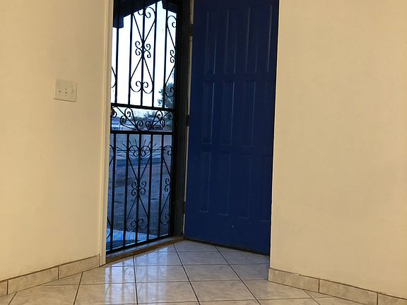 Entry way