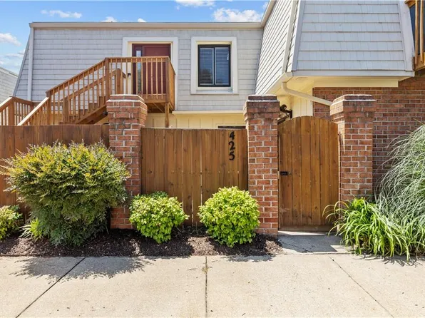 425 Marsh Duck Way, Virginia Beach, VA 23451