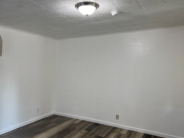 90 N Weed Blvd #26