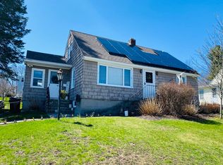 10 Davis Rd, Auburn, MA 01501