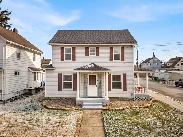 131 25th St NW, Barberton, OH 44203