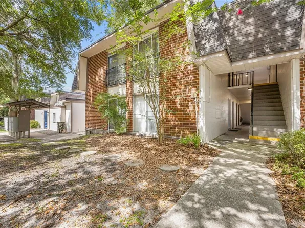 1700 SW 16th Ct APT E9, Gainesville, FL 32608