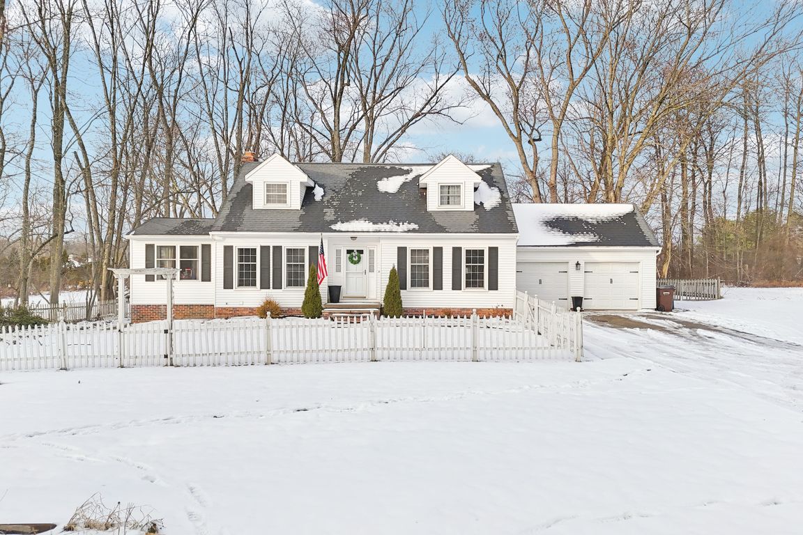 Center Rd-S0601-001.jpg