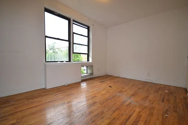 Rented by Bold New York | media 8