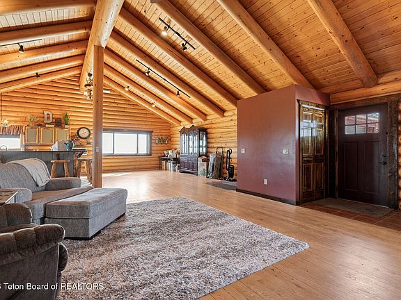 4th image of 13 Flagstone Way