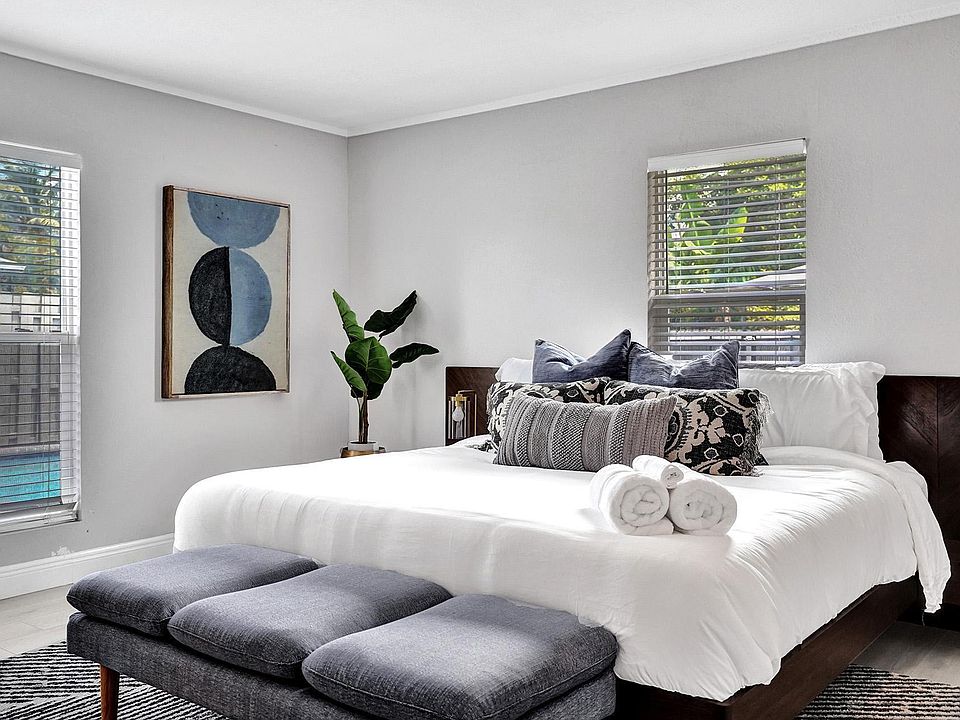 1st image of 5578 NW 77th Court