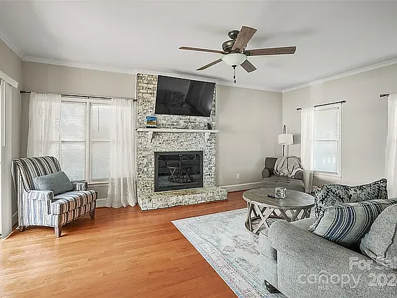 120 Surfside Ln — Photo 5