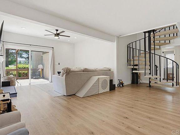 3rd image of 23671 Country Villa Rd