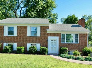 1104 Mapleton St, Woodbridge, VA 22191