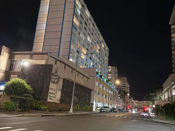 1560 Kanunu St APT 805, Honolulu, HI 96814