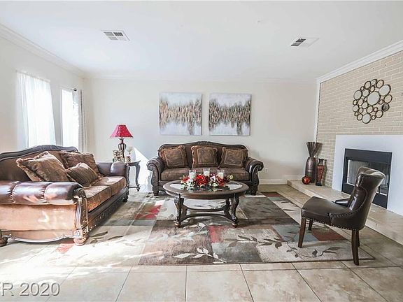 3rd image of 4566 El Tovar Ave