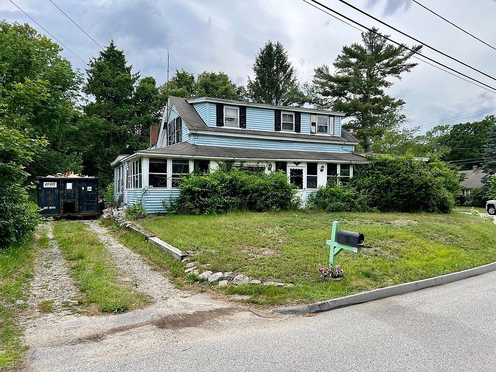28 Ash St, ster, MA 01570 Zillow