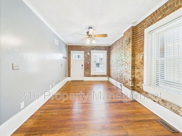 1033 E 5th St APT 1