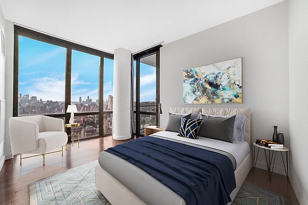 Rented by Nomad Property Group, LLC | media 22