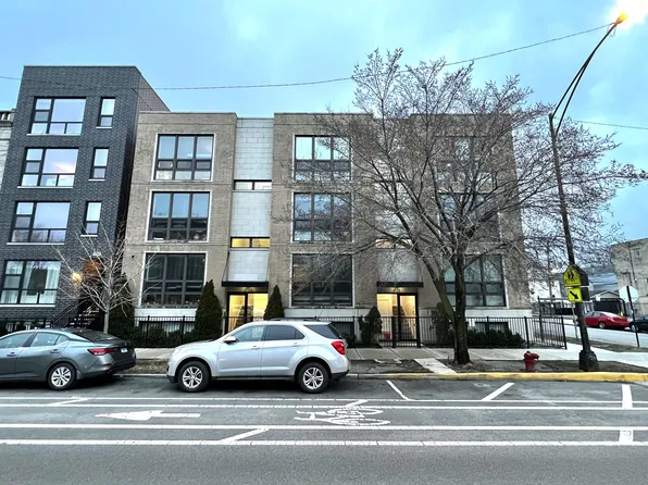 1703 N Kedzie Ave #3, Chicago, IL 60647