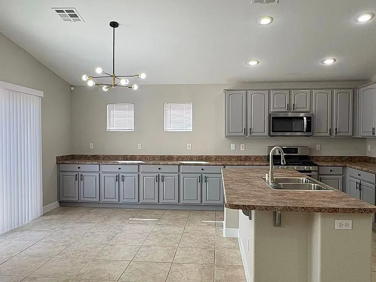 5914 Creekside Sands Ln — Photo 5