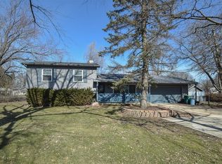 26W350 Jewell Rd, Winfield, IL 60190