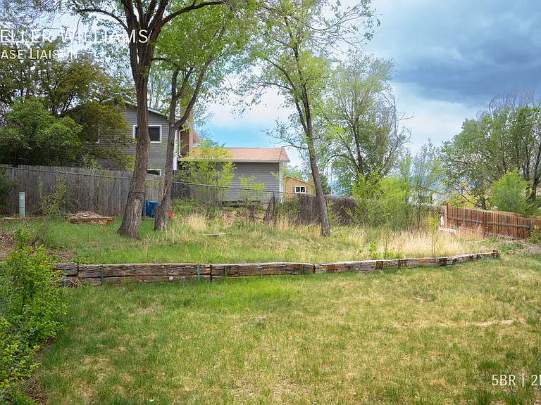 1105 Mount View Ln — Photo 12