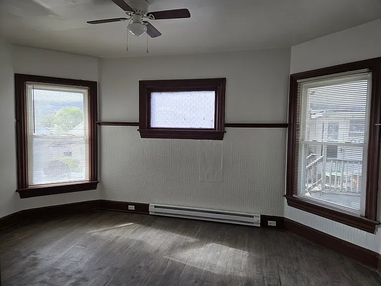 310 William St #310 — Photo 3