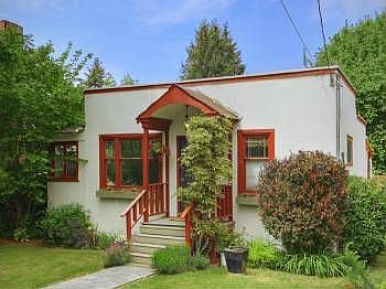 2nd image of 1206 NE 96th St