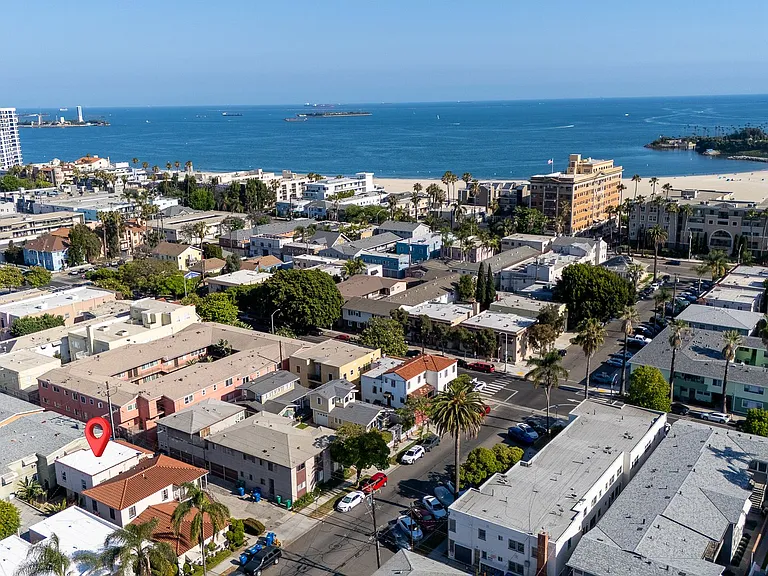 126-132 Bonito Ave — Photo 31
