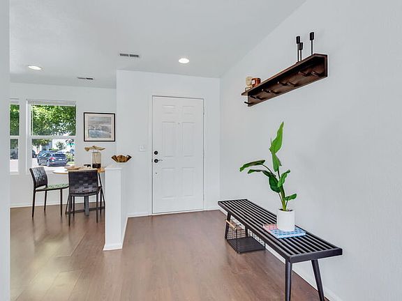 2nd image of 11898 W Tufts Pl