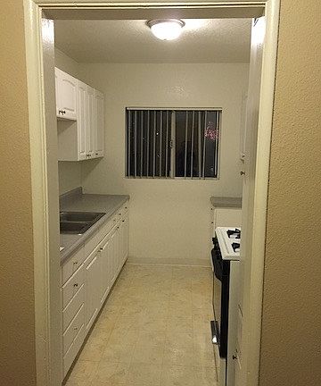 3rd image of 7019 Coldwater Canyon Ave APT 1