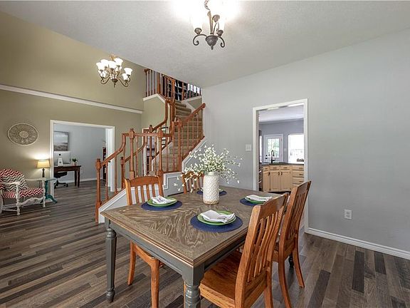 5th image of 7501 Brentwood Ct