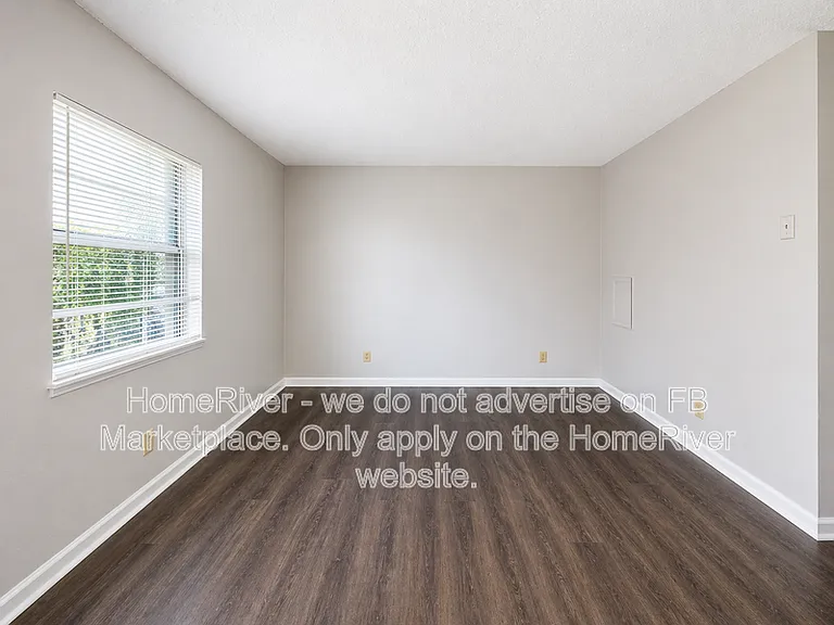 3405 N 34th St #C — Photo 5