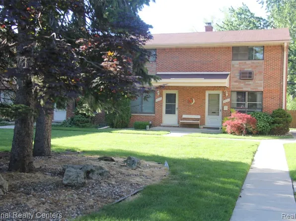 29160 Tessmer Ct, Madison Heights, MI 48071